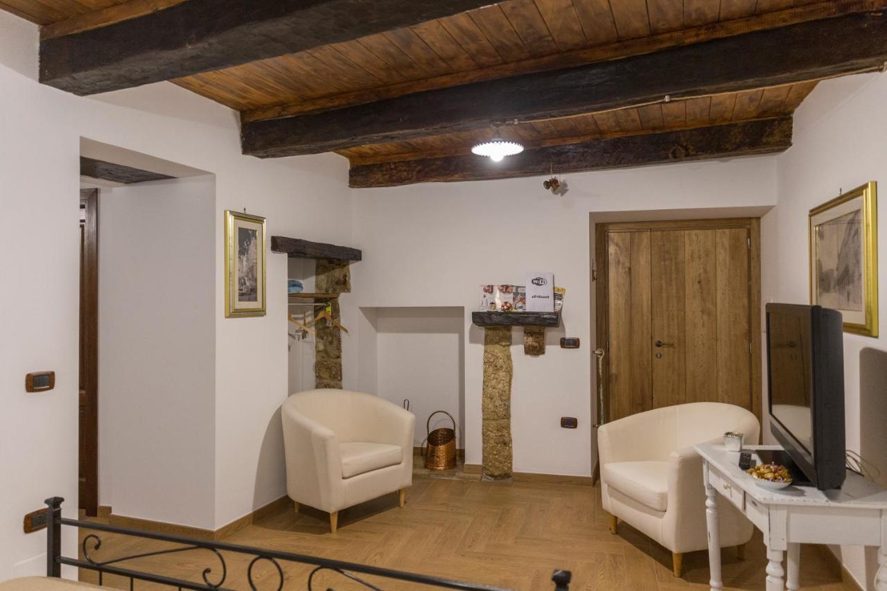 Casa Vacanze Porta Manfredi Arce Exterior foto